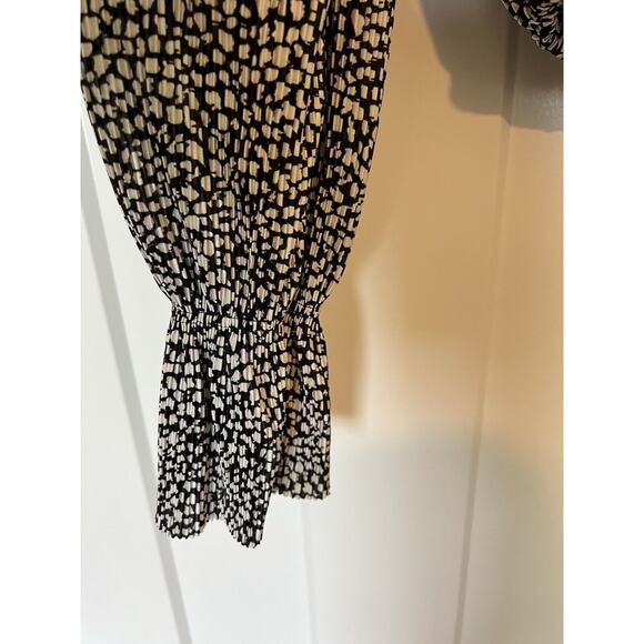 Zara Blouse Women's Size Small Ruffle Neck Crop Long Sleeve Boho Black & White - Picture 4 of 9